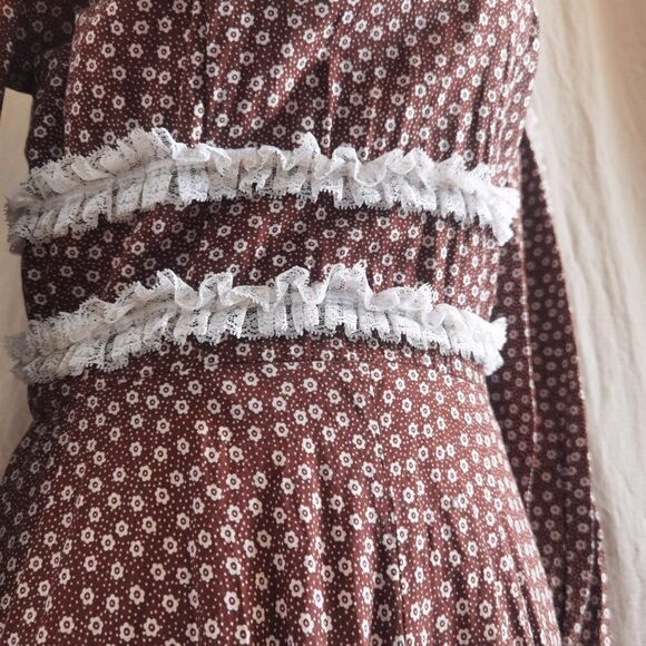 70s Prairie Dress With Daisy Print Brown Cotton Fabric Lace full skirt festival - Picture 4 of 9
